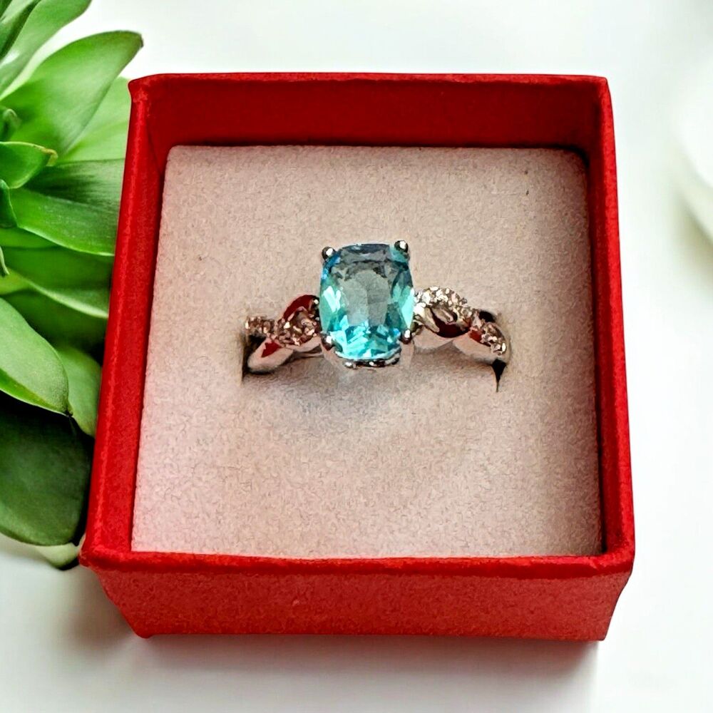 Silvertone Blue Gemstone Ring – Size 6.5 – Elegant Solitaire Design